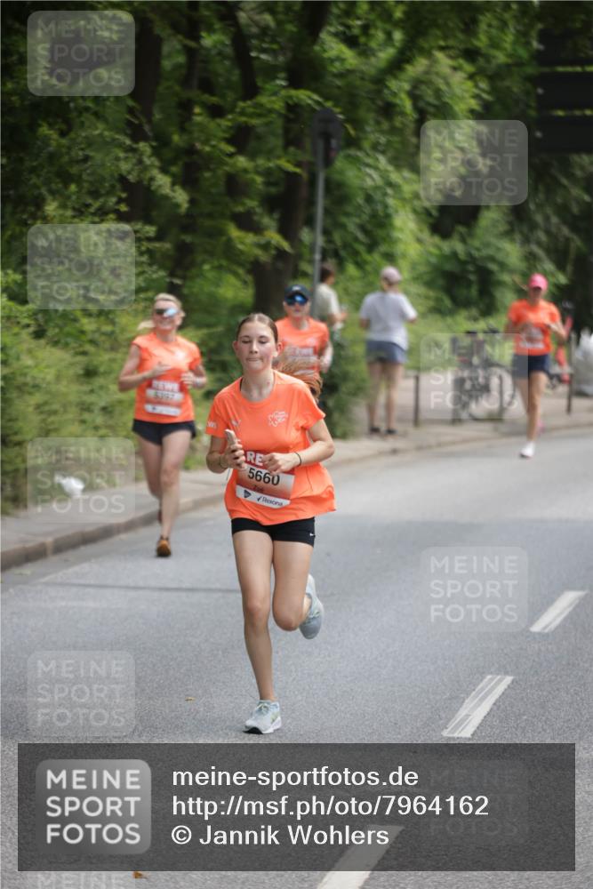 15.06.2025 - REWE Women's Run Jannik Wohlers http://msf.ph/oto/7964162 15.06.2025 09:59:14 Laufen 5397, 5660 meine-sportfotos.de