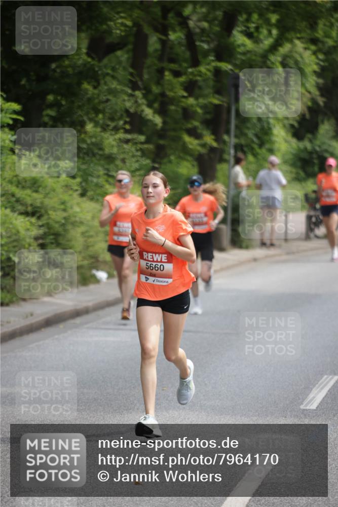 15.06.2025 - REWE Women's Run Jannik Wohlers http://msf.ph/oto/7964170 15.06.2025 09:59:14 Laufen 5897, 5660 meine-sportfotos.de