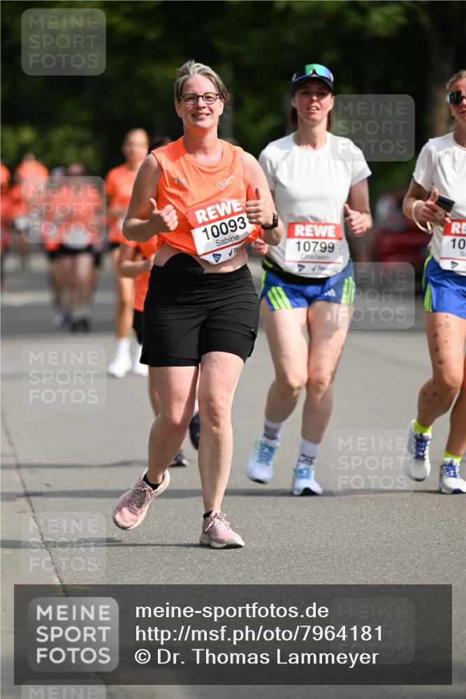 15.06.2025 - REWE Women's Run Dr. Thomas Lammeyer http://msf.ph/oto/7964181 15.06.2025 09:52:40 Laufen 10093, 10799, 10 meine-sportfotos.de