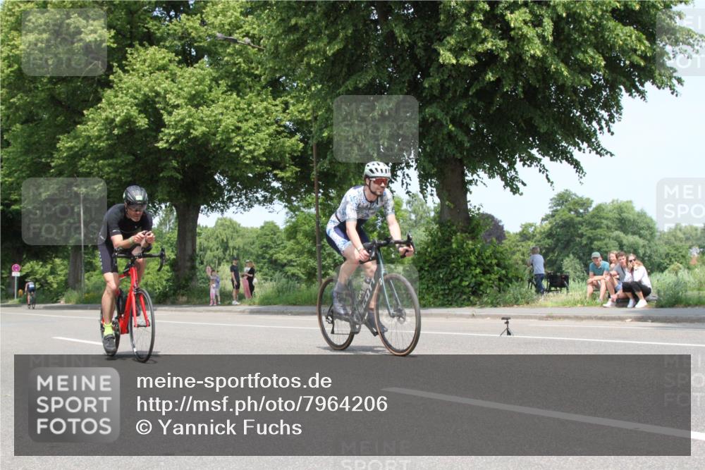 15.06.2025 - 7 Türme Triathlon Yannick Fuchs http://msf.ph/oto/7964206 15.06.2025 12:55:55 Radfahren  meine-sportfotos.de