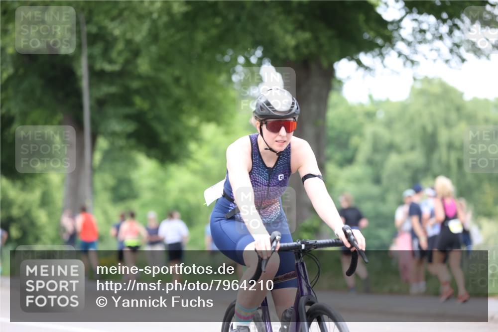 15.06.2025 - 7 Türme Triathlon Yannick Fuchs http://msf.ph/oto/7964210 15.06.2025 13:54:17 Radfahren 533, 1015, 1173 meine-sportfotos.de