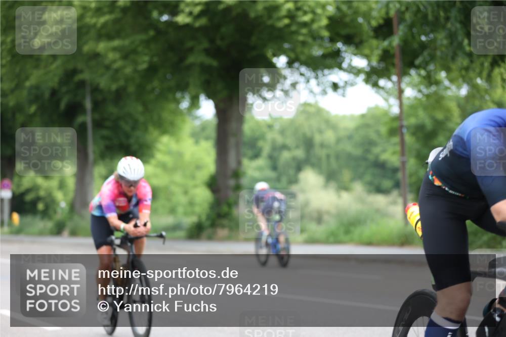 15.06.2025 - 7 Türme Triathlon Yannick Fuchs http://msf.ph/oto/7964219 15.06.2025 11:11:28 Radfahren 255, 263, 323, 333 meine-sportfotos.de