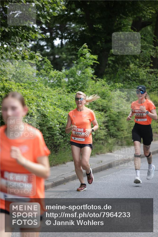 15.06.2025 - REWE Women's Run Jannik Wohlers http://msf.ph/oto/7964233 15.06.2025 09:59:16 Laufen 5660, 5397 meine-sportfotos.de