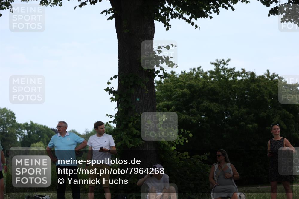 15.06.2025 - 7 Türme Triathlon Yannick Fuchs http://msf.ph/oto/7964268 15.06.2025 11:11:29 Radfahren 255, 263, 323, 333 meine-sportfotos.de
