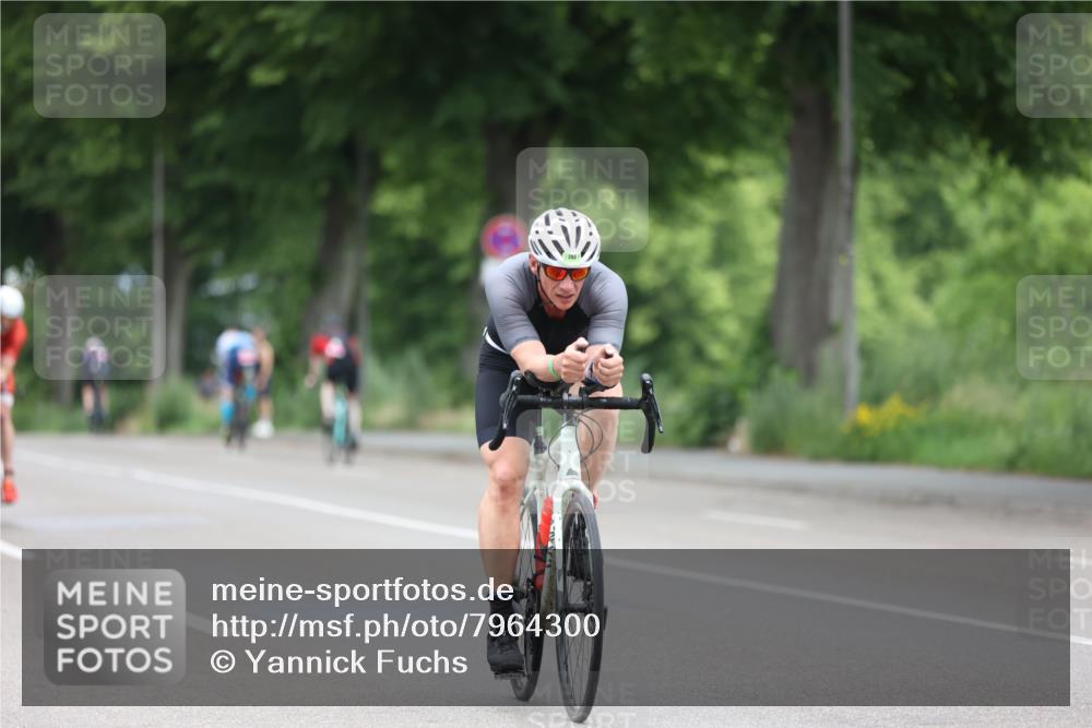 15.06.2025 - 7 Türme Triathlon Yannick Fuchs http://msf.ph/oto/7964300 15.06.2025 11:11:35 Radfahren 254 meine-sportfotos.de