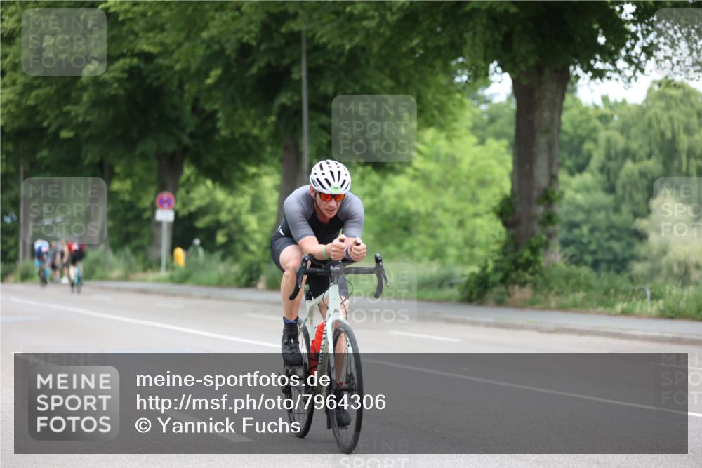 15.06.2025 - 7 Türme Triathlon Yannick Fuchs http://msf.ph/oto/7964306 15.06.2025 11:11:36 Radfahren 254 meine-sportfotos.de