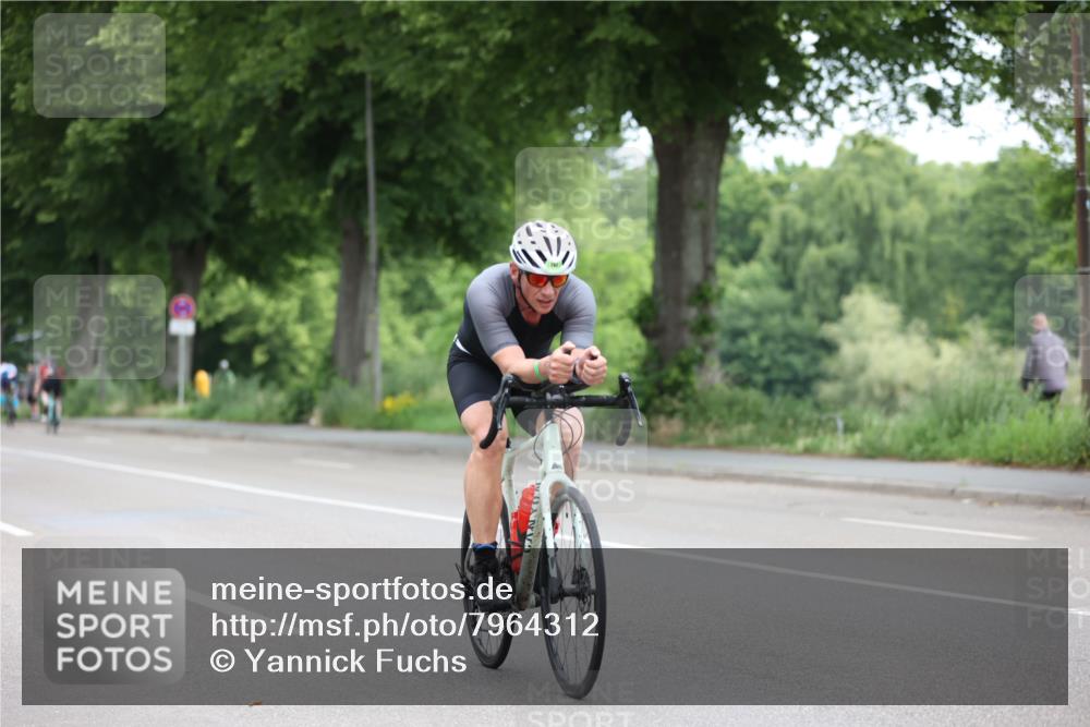 15.06.2025 - 7 Türme Triathlon Yannick Fuchs http://msf.ph/oto/7964312 15.06.2025 11:11:36 Radfahren 254 meine-sportfotos.de