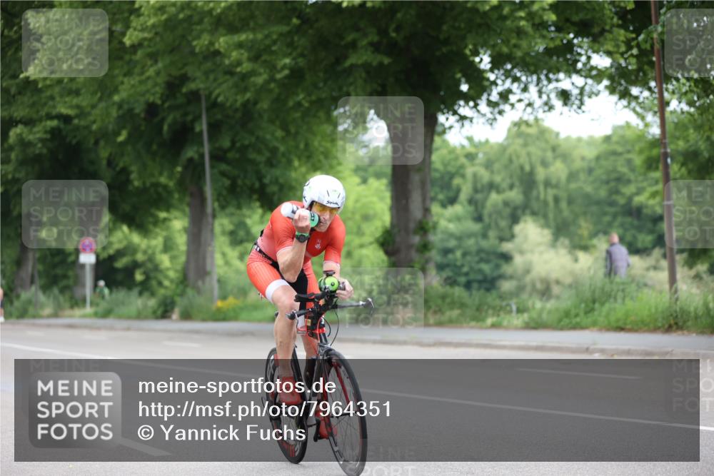 15.06.2025 - 7 Türme Triathlon Yannick Fuchs http://msf.ph/oto/7964351 15.06.2025 11:11:38 Radfahren 254 meine-sportfotos.de