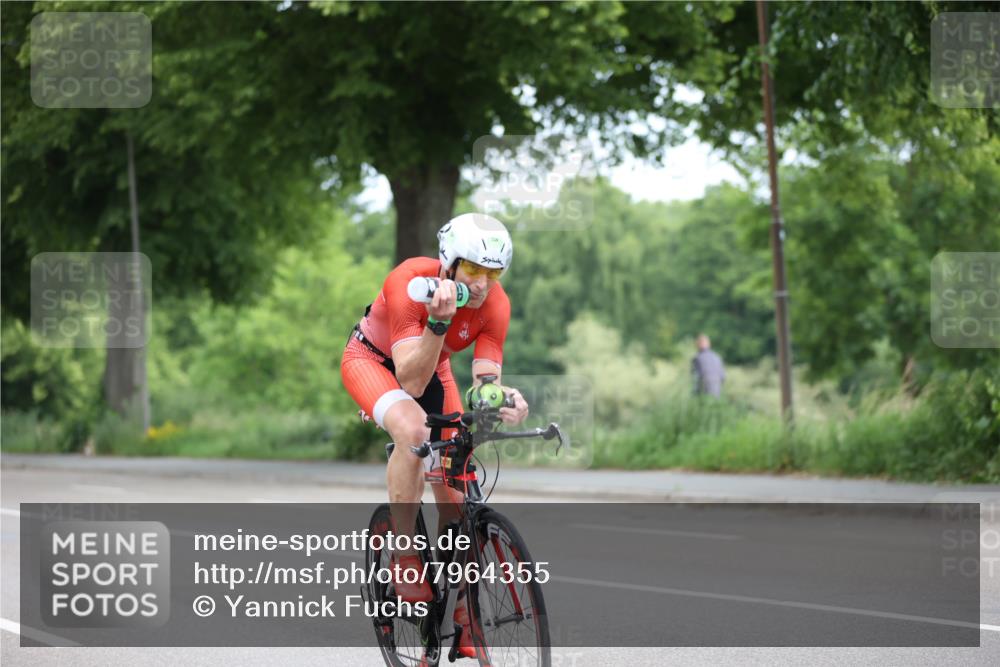 15.06.2025 - 7 Türme Triathlon Yannick Fuchs http://msf.ph/oto/7964355 15.06.2025 11:11:38 Radfahren 254 meine-sportfotos.de
