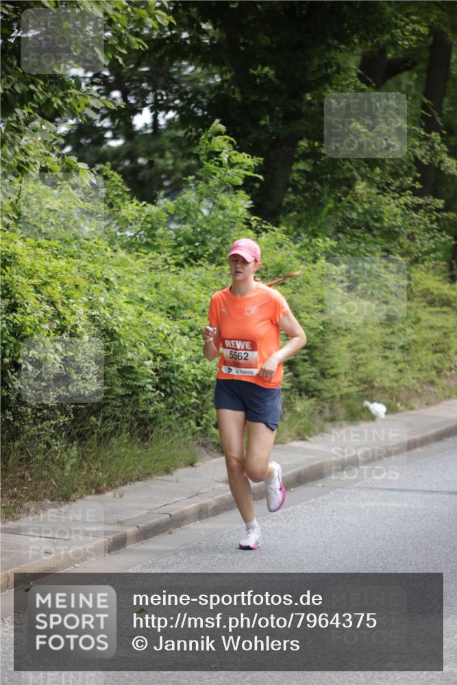 15.06.2025 - REWE Women's Run Jannik Wohlers http://msf.ph/oto/7964375 15.06.2025 09:59:21 Laufen 5562 meine-sportfotos.de