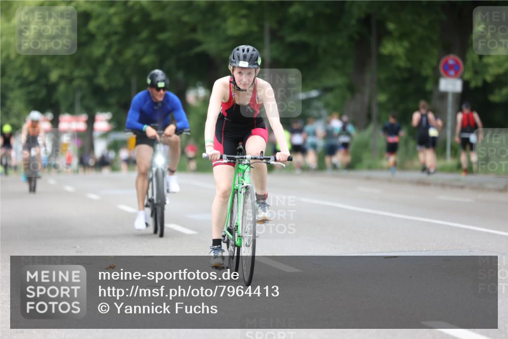 15.06.2025 - 7 Türme Triathlon Yannick Fuchs http://msf.ph/oto/7964413 15.06.2025 13:55:04 Radfahren 666, 831, 1040, 1140 meine-sportfotos.de