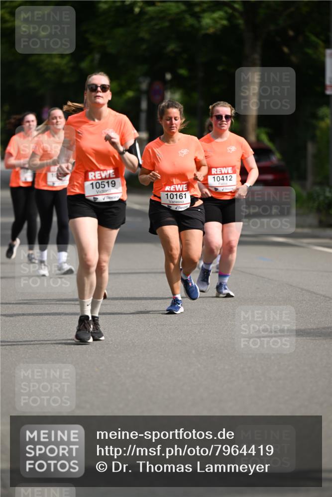 15.06.2025 - REWE Women's Run Dr. Thomas Lammeyer http://msf.ph/oto/7964419 15.06.2025 09:52:48 Laufen 10519, 10161, 10412 meine-sportfotos.de