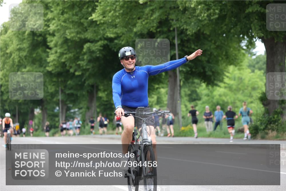 15.06.2025 - 7 Türme Triathlon Yannick Fuchs http://msf.ph/oto/7964458 15.06.2025 13:55:06 Radfahren 666, 831, 1040, 1140 meine-sportfotos.de