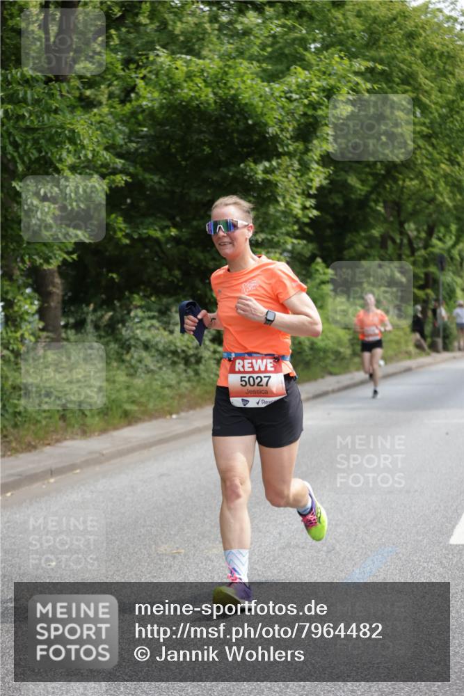 15.06.2025 - REWE Women's Run Jannik Wohlers http://msf.ph/oto/7964482 15.06.2025 09:59:32 Laufen 5027 meine-sportfotos.de