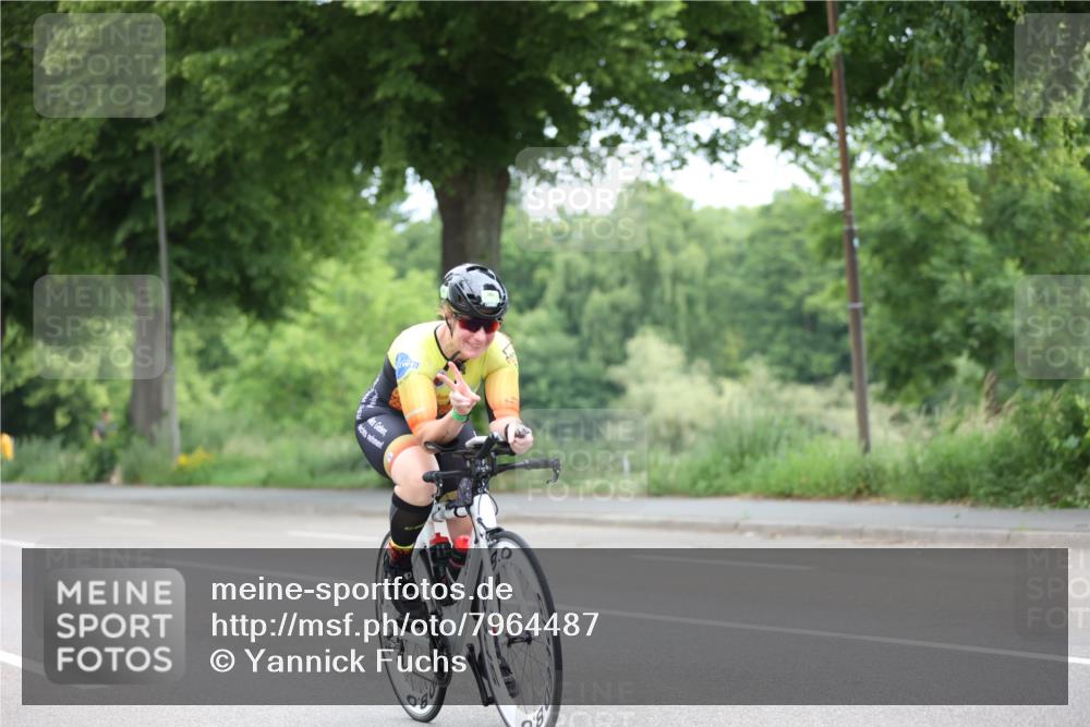 15.06.2025 - 7 Türme Triathlon Yannick Fuchs http://msf.ph/oto/7964487 15.06.2025 11:11:58 Radfahren 265 meine-sportfotos.de