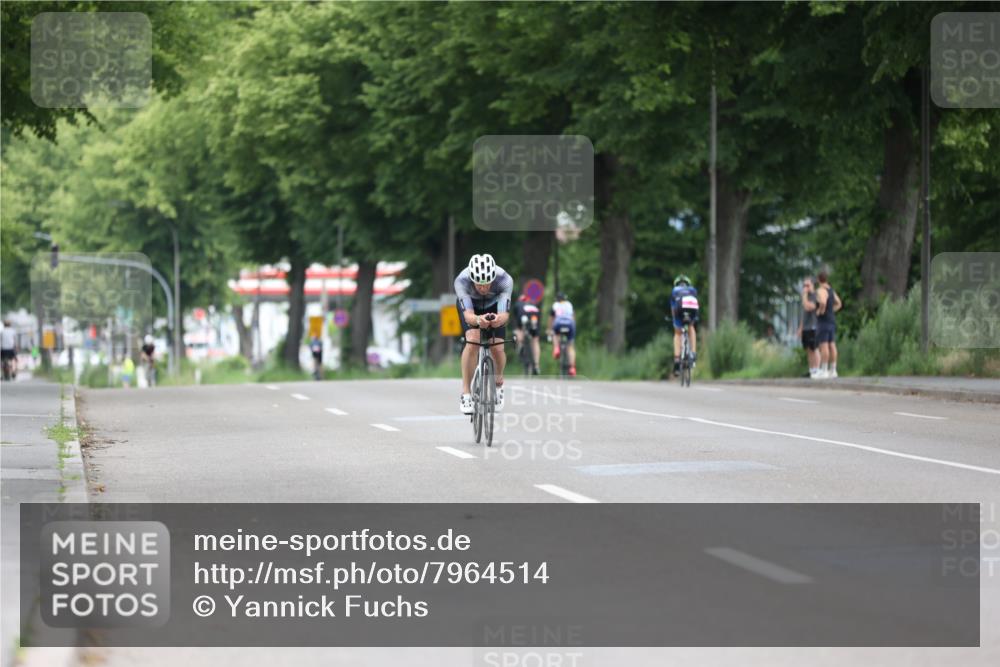 15.06.2025 - 7 Türme Triathlon Yannick Fuchs http://msf.ph/oto/7964514 15.06.2025 11:12:27 Radfahren 317 meine-sportfotos.de
