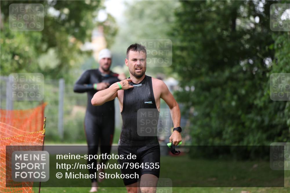 15.06.2025 - 7 Türme Triathlon Michael Strokosch http://msf.ph/oto/7964535 15.06.2025 12:17:30 Schwimmen 371, 424, 591, 661, 672, 679 meine-sportfotos.de