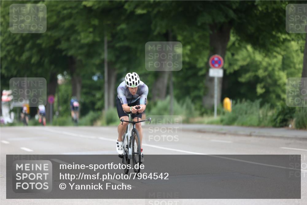 15.06.2025 - 7 Türme Triathlon Yannick Fuchs http://msf.ph/oto/7964542 15.06.2025 11:12:29 Radfahren 317 meine-sportfotos.de