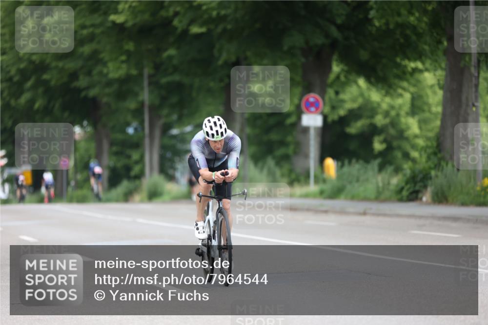 15.06.2025 - 7 Türme Triathlon Yannick Fuchs http://msf.ph/oto/7964544 15.06.2025 11:12:29 Radfahren 317 meine-sportfotos.de