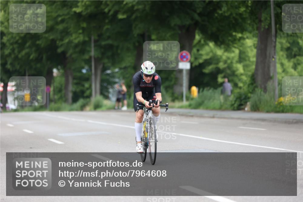 15.06.2025 - 7 Türme Triathlon Yannick Fuchs http://msf.ph/oto/7964608 15.06.2025 11:12:39 Radfahren 240 meine-sportfotos.de