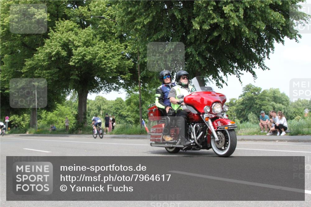 15.06.2025 - 7 Türme Triathlon Yannick Fuchs http://msf.ph/oto/7964617 15.06.2025 12:59:14 Radfahren  meine-sportfotos.de