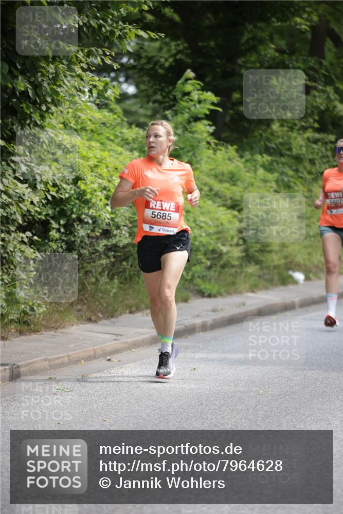 15.06.2025 - REWE Women's Run Jannik Wohlers http://msf.ph/oto/7964628 15.06.2025 09:59:40 Laufen 5685 meine-sportfotos.de
