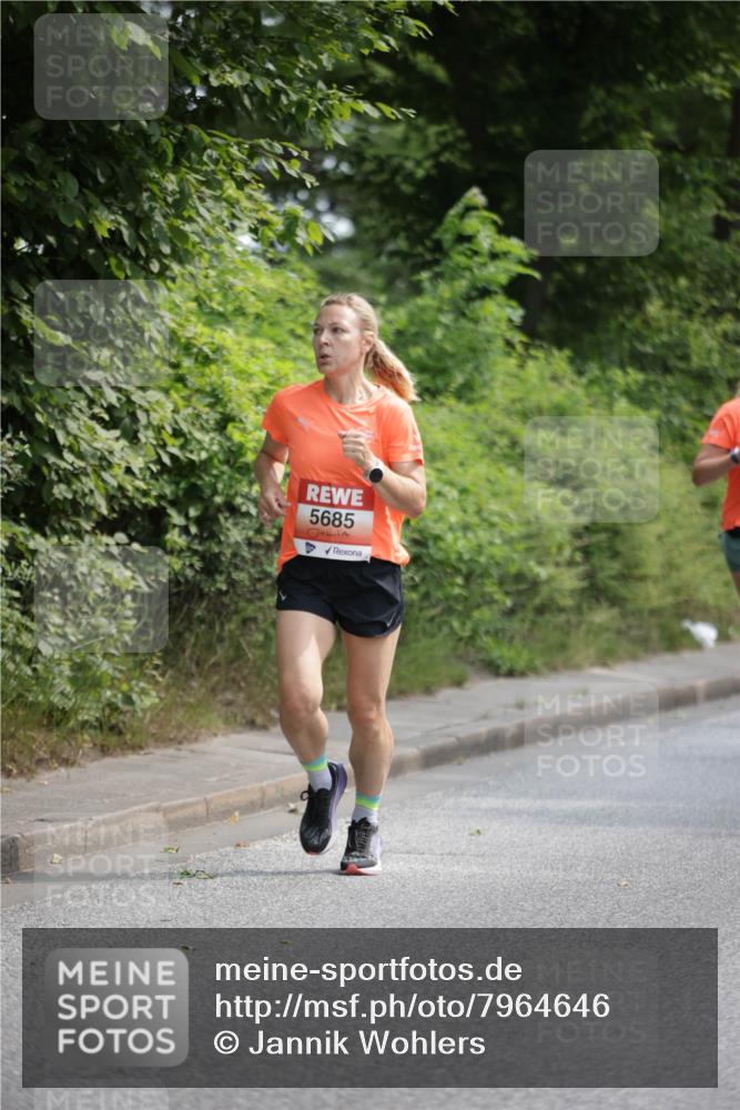 15.06.2025 - REWE Women's Run Jannik Wohlers http://msf.ph/oto/7964646 15.06.2025 09:59:41 Laufen 5685 meine-sportfotos.de