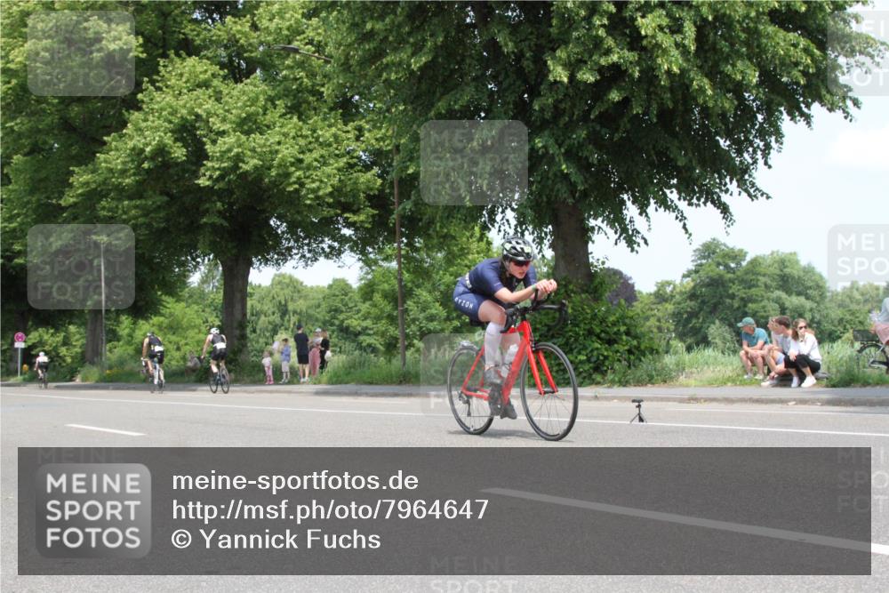 15.06.2025 - 7 Türme Triathlon Yannick Fuchs http://msf.ph/oto/7964647 15.06.2025 12:59:38 Radfahren  meine-sportfotos.de