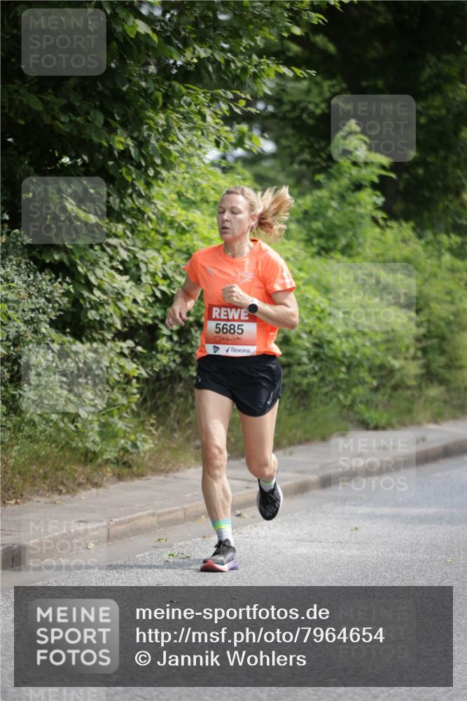 15.06.2025 - REWE Women's Run Jannik Wohlers http://msf.ph/oto/7964654 15.06.2025 09:59:41 Laufen 5685 meine-sportfotos.de