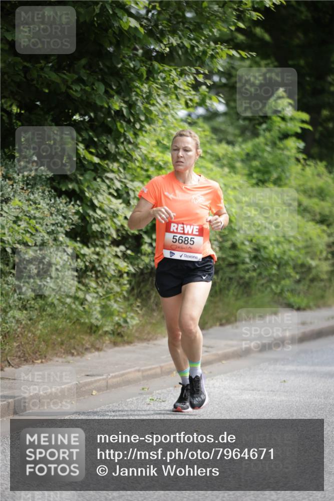 15.06.2025 - REWE Women's Run Jannik Wohlers http://msf.ph/oto/7964671 15.06.2025 09:59:41 Laufen 5685 meine-sportfotos.de