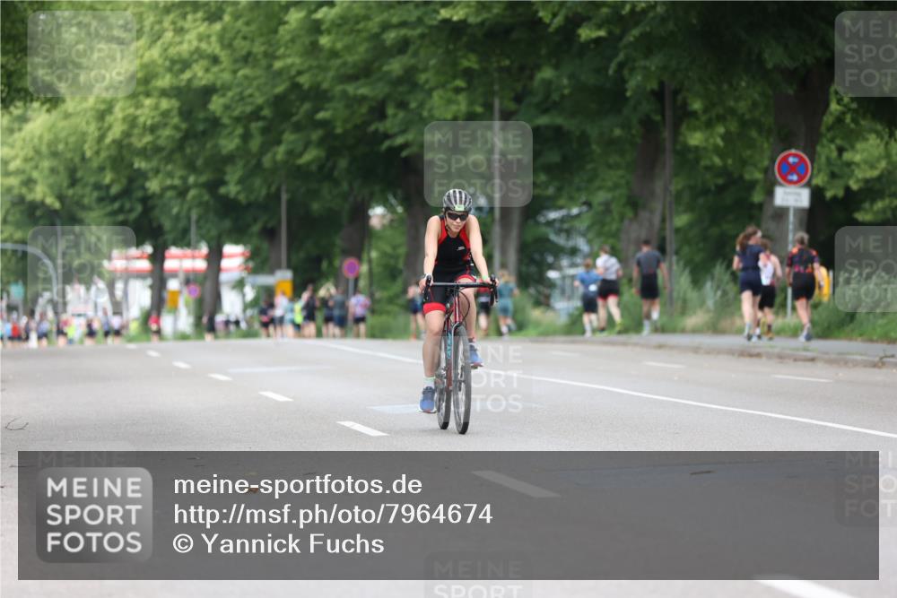 15.06.2025 - 7 Türme Triathlon Yannick Fuchs http://msf.ph/oto/7964674 15.06.2025 13:55:28 Radfahren  meine-sportfotos.de