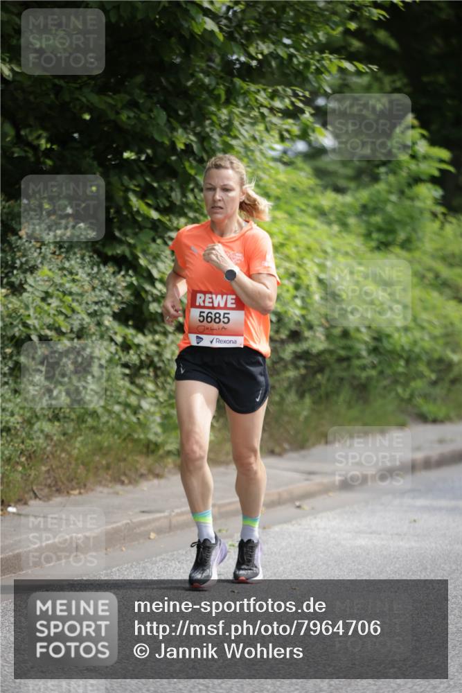 15.06.2025 - REWE Women's Run Jannik Wohlers http://msf.ph/oto/7964706 15.06.2025 09:59:41 Laufen 5685 meine-sportfotos.de