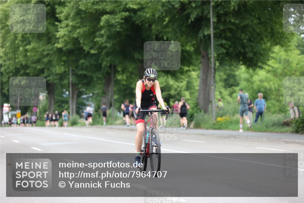 15.06.2025 - 7 Türme Triathlon Yannick Fuchs http://msf.ph/oto/7964707 15.06.2025 13:55:29 Radfahren  meine-sportfotos.de