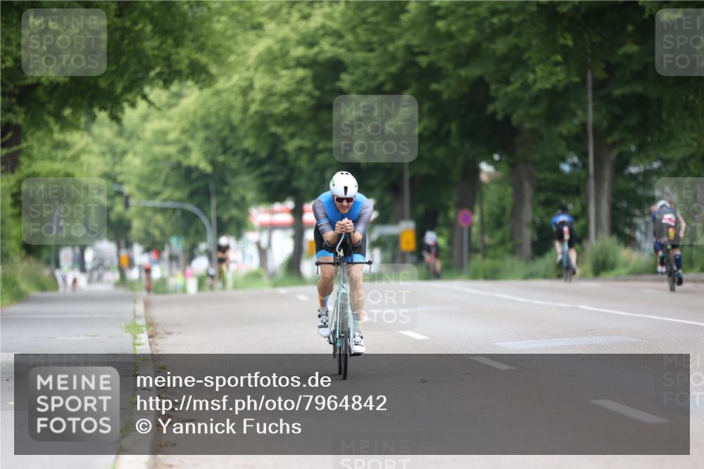 15.06.2025 - 7 Türme Triathlon Yannick Fuchs http://msf.ph/oto/7964842 15.06.2025 11:13:01 Radfahren 236, 283 meine-sportfotos.de