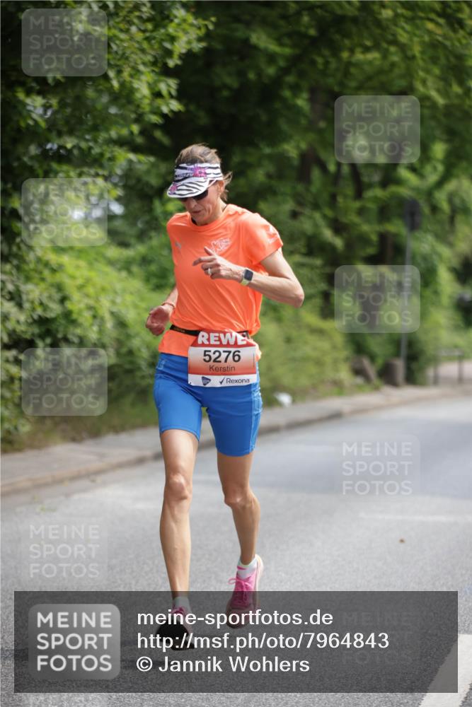 15.06.2025 - REWE Women's Run Jannik Wohlers http://msf.ph/oto/7964843 15.06.2025 09:59:45 Laufen 5276 meine-sportfotos.de