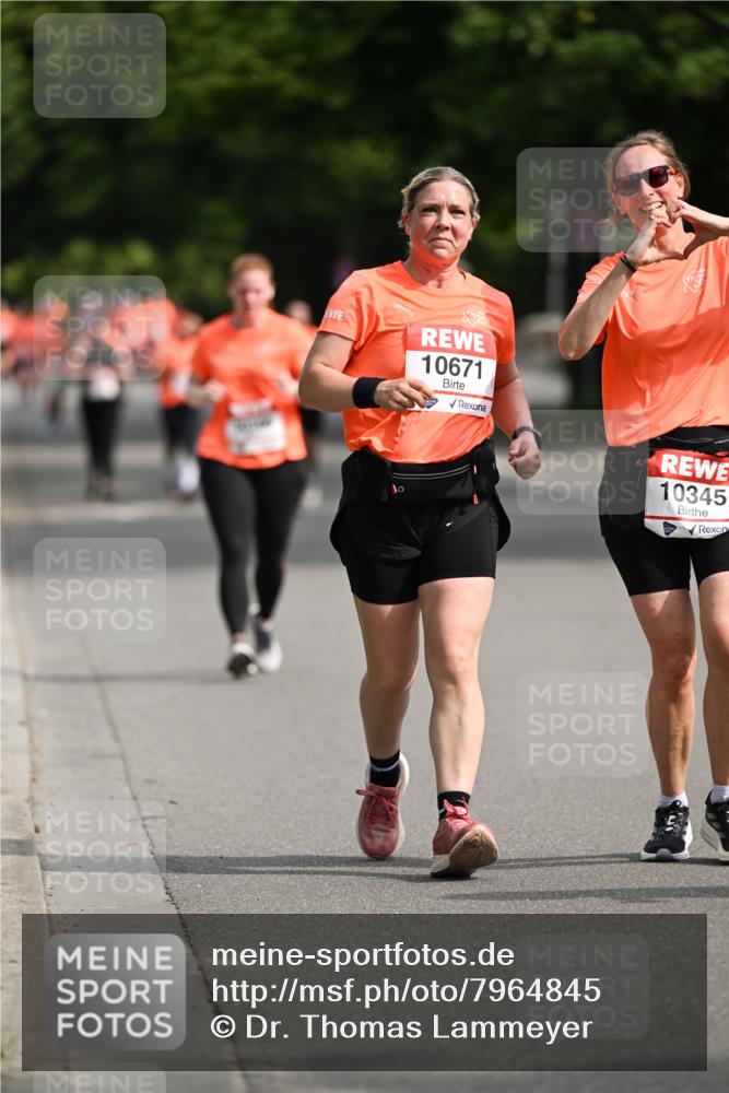 15.06.2025 - REWE Women's Run Dr. Thomas Lammeyer http://msf.ph/oto/7964845 15.06.2025 09:53:03 Laufen 10671, 10345 meine-sportfotos.de
