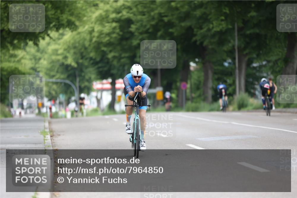 15.06.2025 - 7 Türme Triathlon Yannick Fuchs http://msf.ph/oto/7964850 15.06.2025 11:13:01 Radfahren 236, 283 meine-sportfotos.de