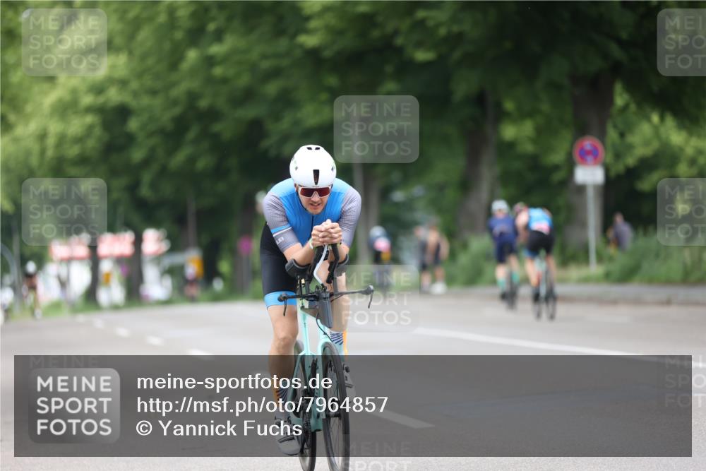 15.06.2025 - 7 Türme Triathlon Yannick Fuchs http://msf.ph/oto/7964857 15.06.2025 11:13:02 Radfahren 283 meine-sportfotos.de