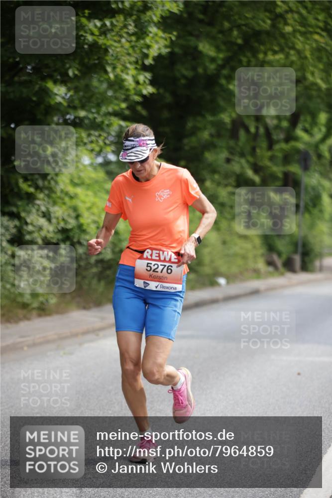 15.06.2025 - REWE Women's Run Jannik Wohlers http://msf.ph/oto/7964859 15.06.2025 09:59:46 Laufen 5276 meine-sportfotos.de