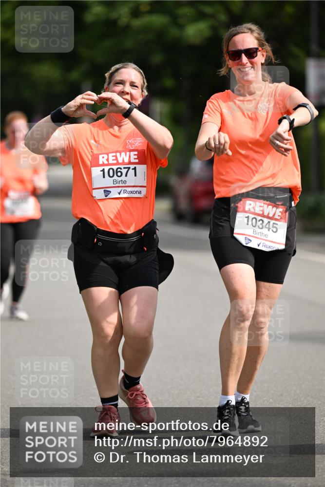 15.06.2025 - REWE Women's Run Dr. Thomas Lammeyer http://msf.ph/oto/7964892 15.06.2025 09:53:04 Laufen 10671, 10345 meine-sportfotos.de
