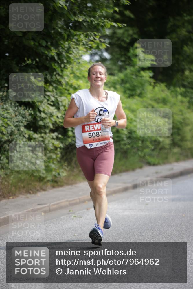 15.06.2025 - REWE Women's Run Jannik Wohlers http://msf.ph/oto/7964962 15.06.2025 09:59:53 Laufen 5081 meine-sportfotos.de