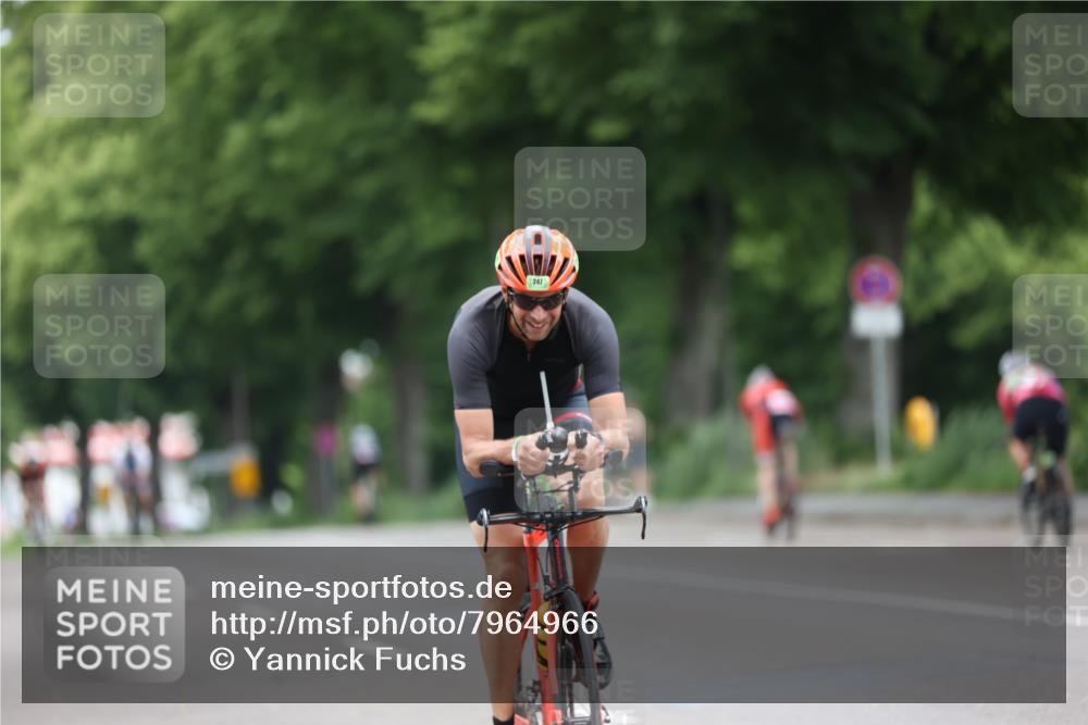 15.06.2025 - 7 Türme Triathlon Yannick Fuchs http://msf.ph/oto/7964966 15.06.2025 11:13:18 Radfahren 247, 318 meine-sportfotos.de