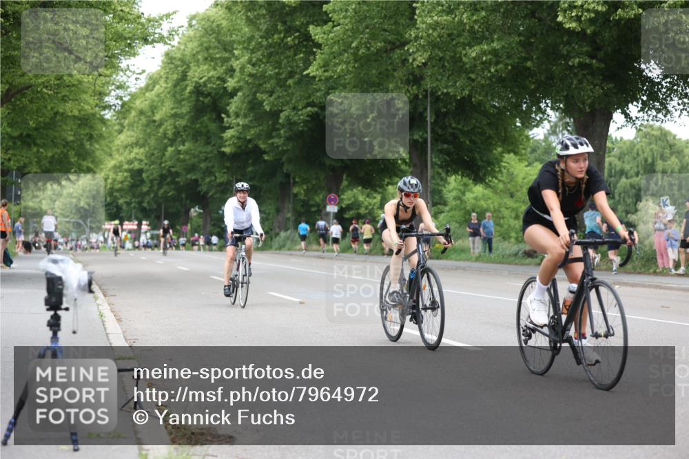 15.06.2025 - 7 Türme Triathlon Yannick Fuchs http://msf.ph/oto/7964972 15.06.2025 13:56:39 Radfahren 197, 429, 844, 1086 meine-sportfotos.de