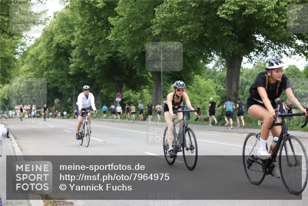 15.06.2025 - 7 Türme Triathlon Yannick Fuchs http://msf.ph/oto/7964975 15.06.2025 13:56:39 Radfahren 197, 429, 844, 1086 meine-sportfotos.de