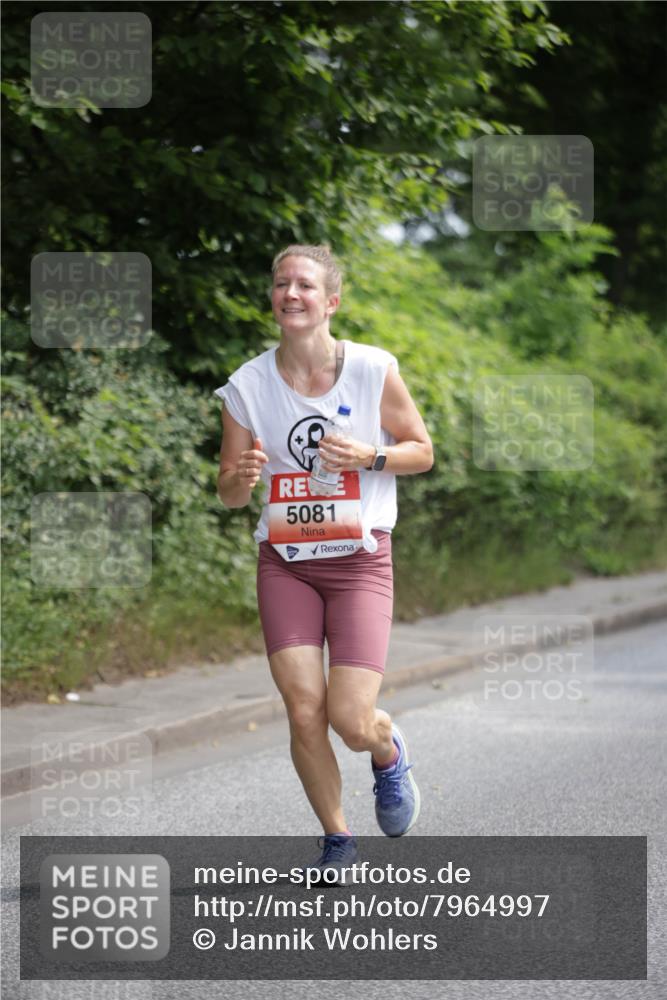 15.06.2025 - REWE Women's Run Jannik Wohlers http://msf.ph/oto/7964997 15.06.2025 09:59:54 Laufen 5081 meine-sportfotos.de