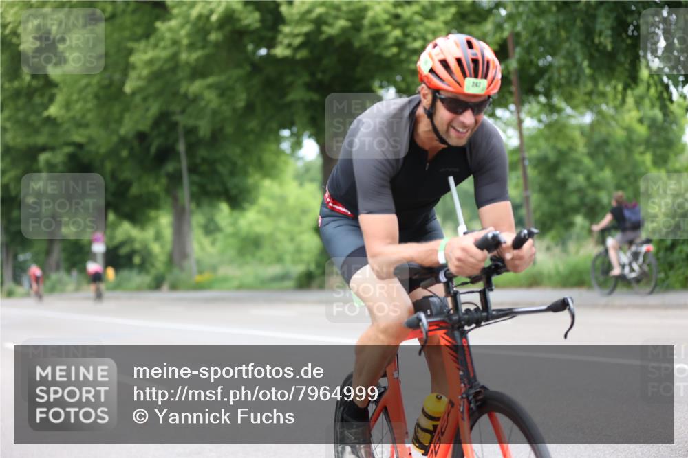 15.06.2025 - 7 Türme Triathlon Yannick Fuchs http://msf.ph/oto/7964999 15.06.2025 11:13:19 Radfahren 247, 318 meine-sportfotos.de