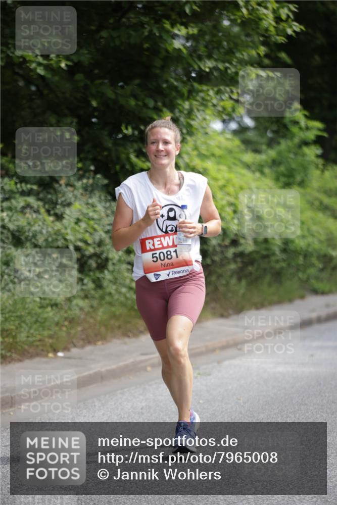 15.06.2025 - REWE Women's Run Jannik Wohlers http://msf.ph/oto/7965008 15.06.2025 09:59:54 Laufen 5081 meine-sportfotos.de
