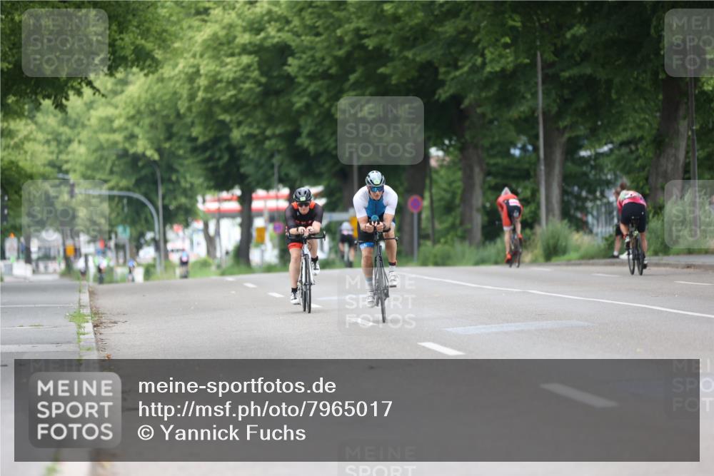 15.06.2025 - 7 Türme Triathlon Yannick Fuchs http://msf.ph/oto/7965017 15.06.2025 11:13:21 Radfahren 247, 318 meine-sportfotos.de