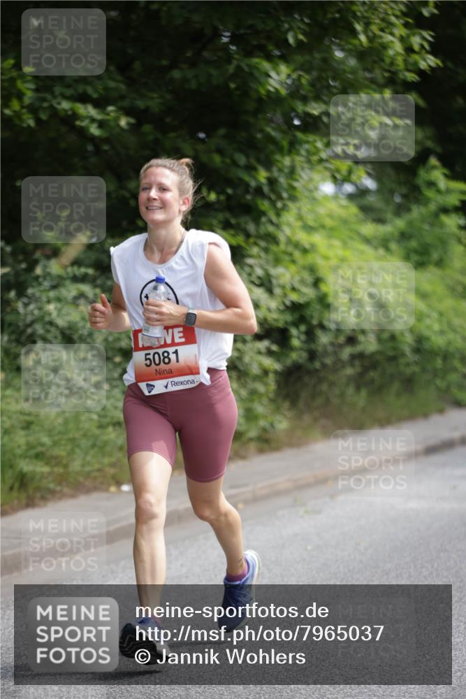 15.06.2025 - REWE Women's Run Jannik Wohlers http://msf.ph/oto/7965037 15.06.2025 09:59:54 Laufen 5081 meine-sportfotos.de