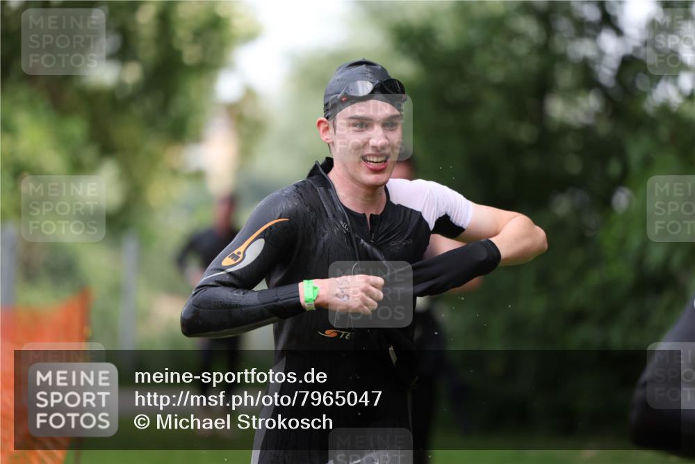 15.06.2025 - 7 Türme Triathlon Michael Strokosch http://msf.ph/oto/7965047 15.06.2025 12:18:12 Schwimmen 380, 608, 615, 637, 638, 654, 656, 678 meine-sportfotos.de